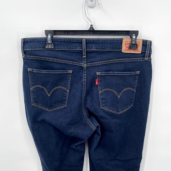 Levi's Women's 815 Curvy Bootcut Denim Jean in Dark Wash // 32 x 32 - Picture 7 of 12
